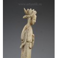 veche statueta Guan Yin. "netsuke". fildes natural. China